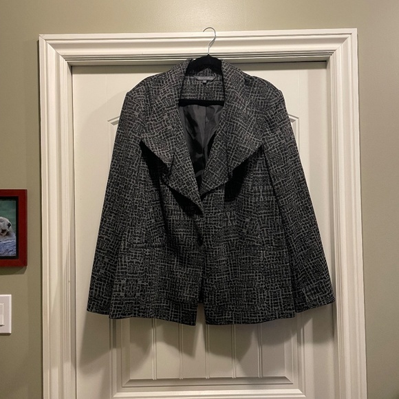 black/grey lined jacket - Picture 2 of 3